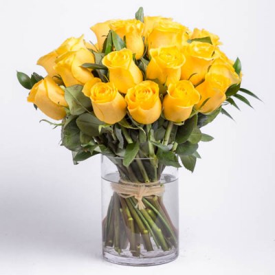 roses-yellow-rose-bouquet-ode-a-la-rose-550x550-25869